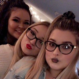 Meet your Posher, Sara